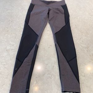 ALO accelerate legging